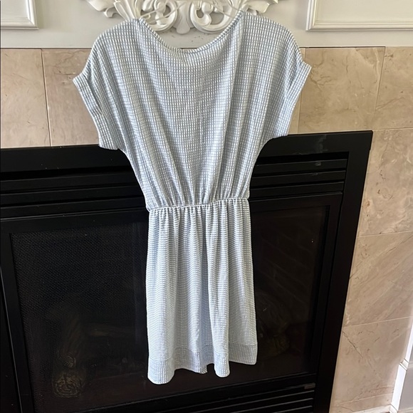 Blue Textured Dress - Picture 4 of 4